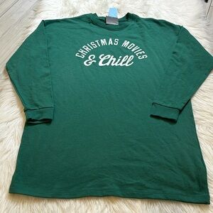 NWT Grayson threads green oversized Christmas movies & Chill Sweatshirt